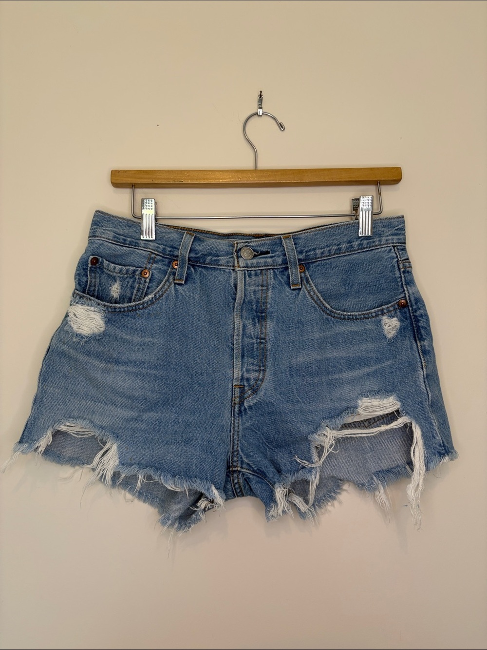 Levi’s 501 Original Jean Shorts High Rise Size 28